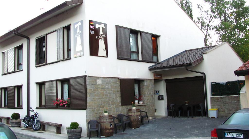 Casa Tau Guest House Larrasoana Exterior foto